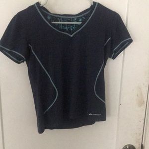 Brooks work out top.